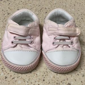 Size 4 baby girl shoes 9-12 month